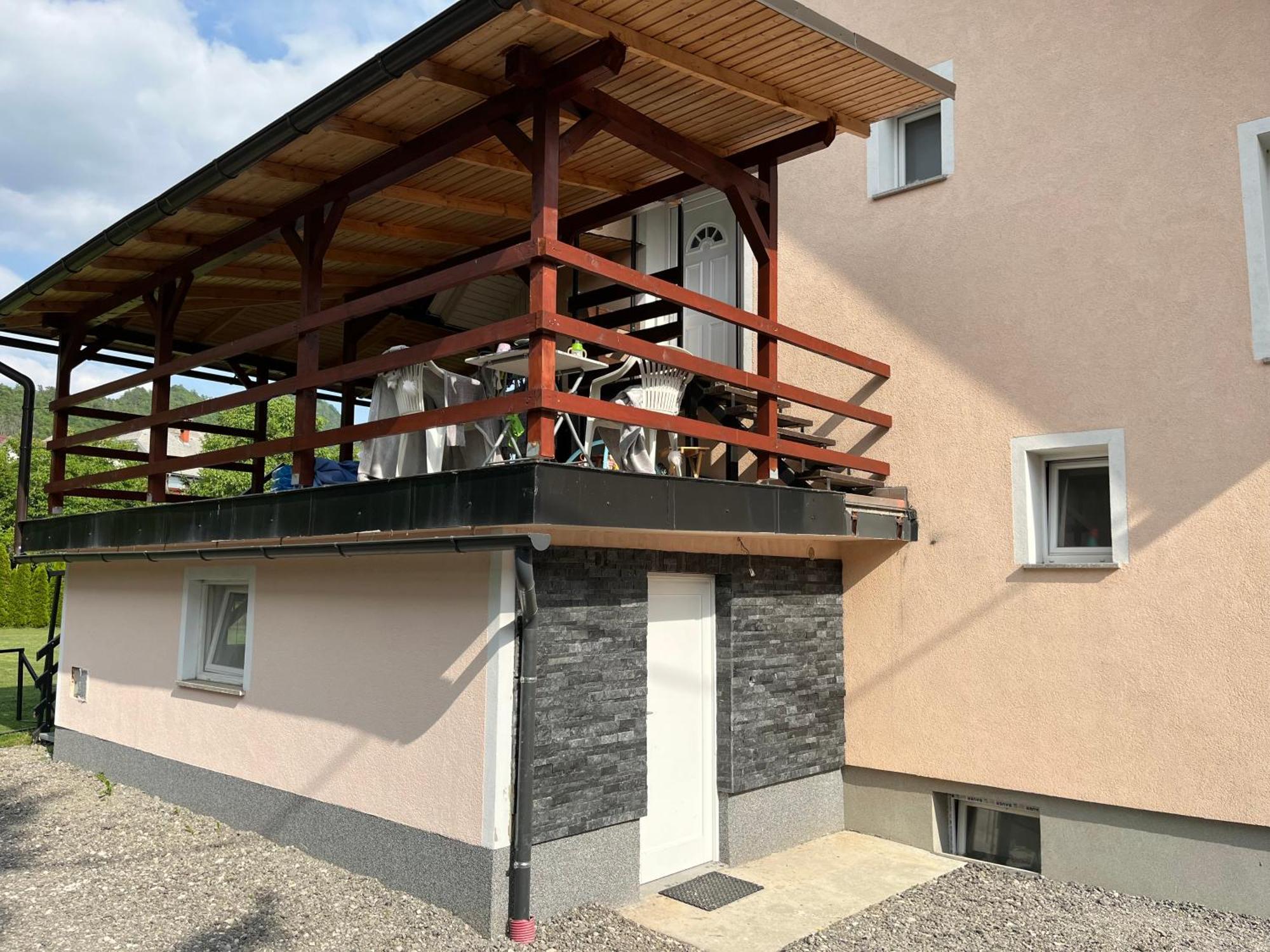 Apartments Malivojevic Zirovnica Buitenkant foto