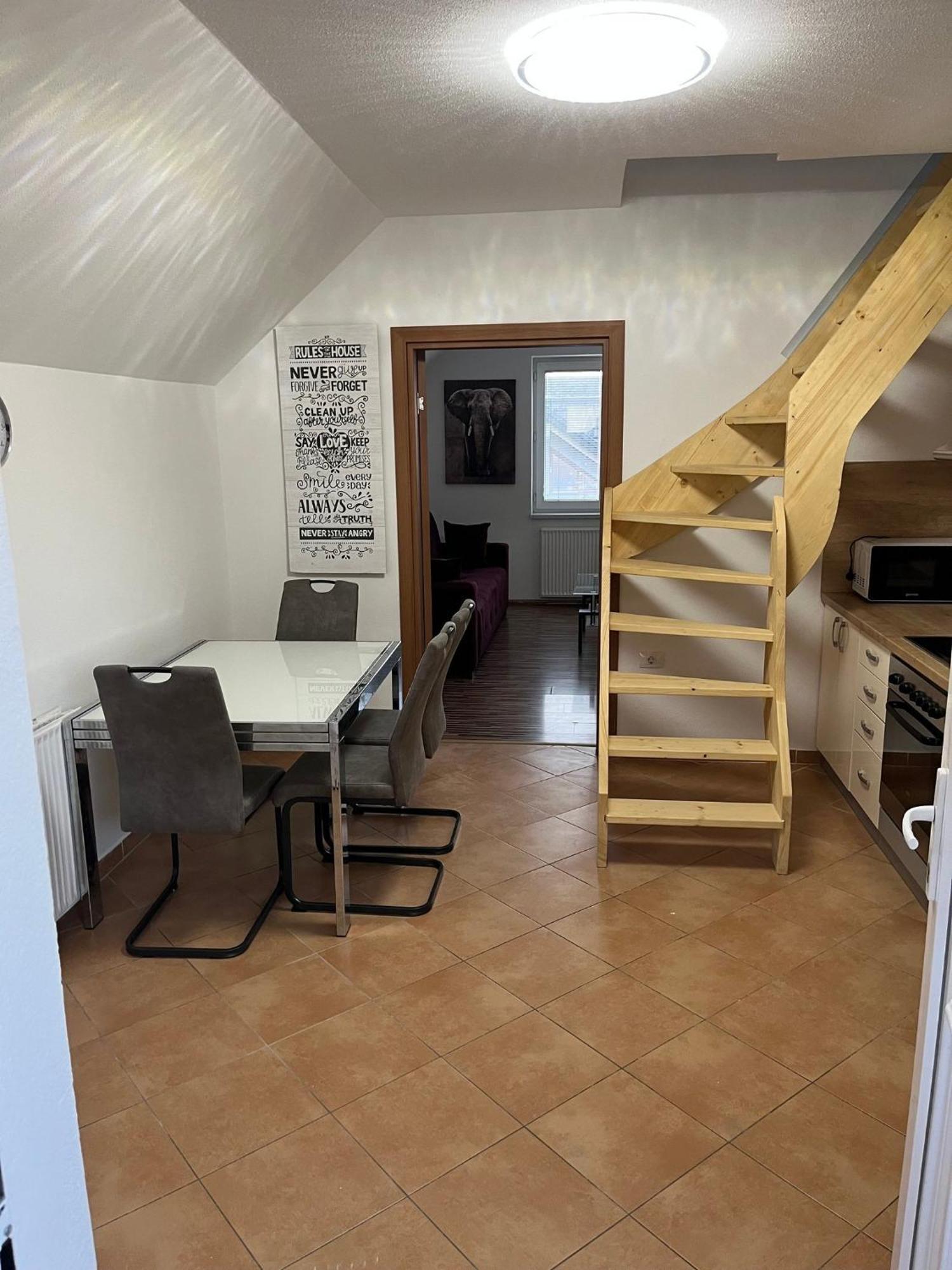 Apartments Malivojevic Zirovnica Kamer foto